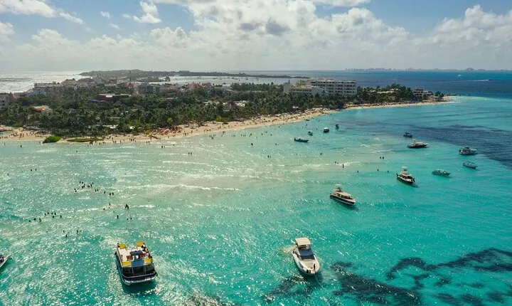 Isla Mujeres Island and Snorkeling Tour