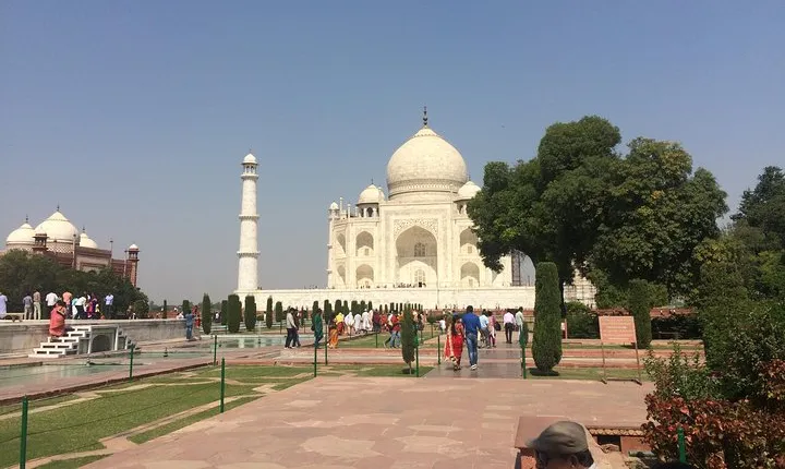 Taj Mahal Day Tour From Mumbai Via Delhi Exclude Air Ticket