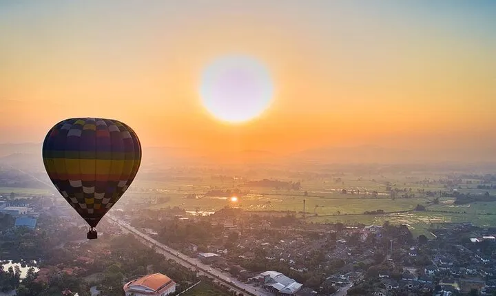 Sunrise Hot Air Balloon Adventure in Chiang Mai