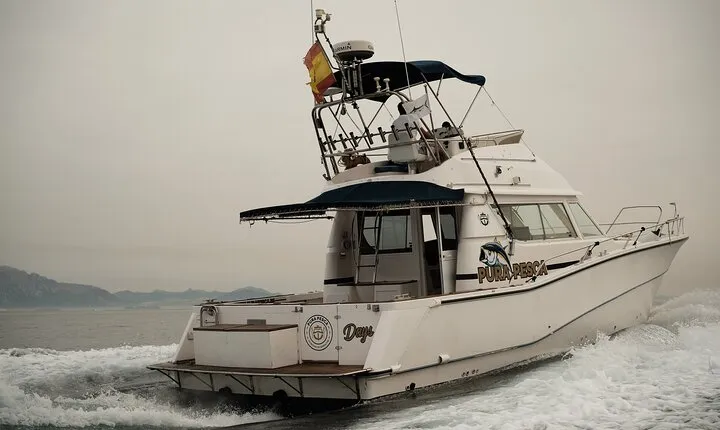 Full-Day Private Fishing Charter for Tuna