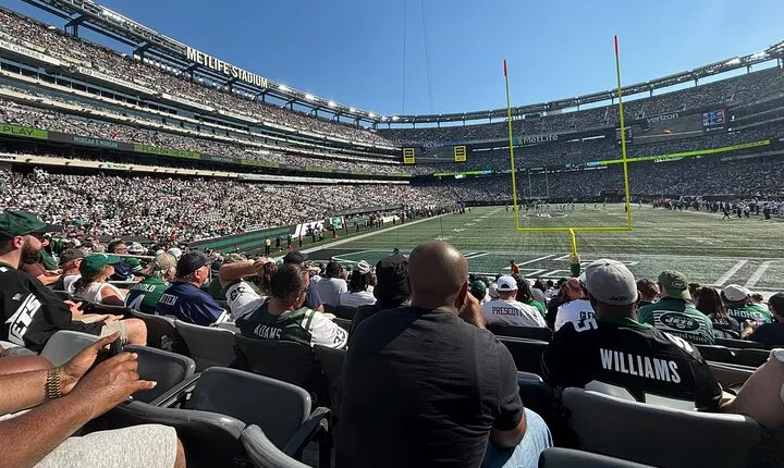 New York Jets Football Game at Metlife Stadium