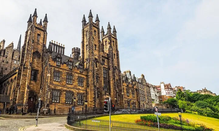 Architectural Edinburgh: Private Tour with a Local Expert
