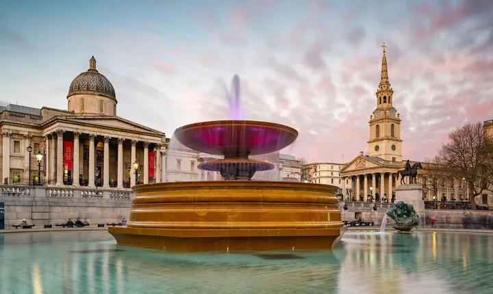 London Highlights Group Walking Tour with Licenced Tour Guide