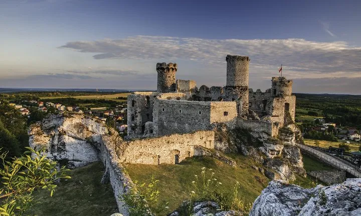 Castles Tour by The Eagles' Nests Trail, day tour from Krakow