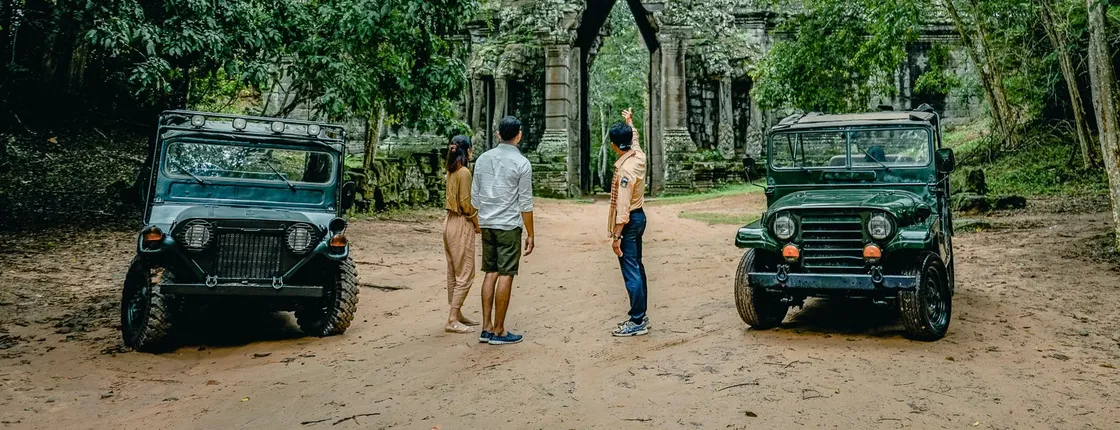Angkor complex and adventure trail by 4x4