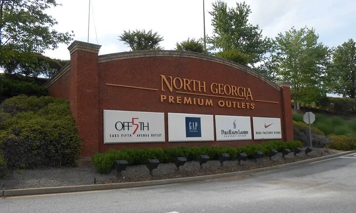 Private Shopping Tour from Atlanta hotels to North Georgia Outlet
