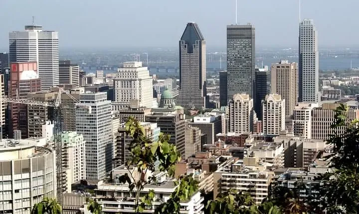 Private Walking Tour: Old Montreal and Underground City