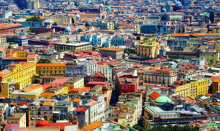 Private direct transfer from Bomerano to Naples with local driver