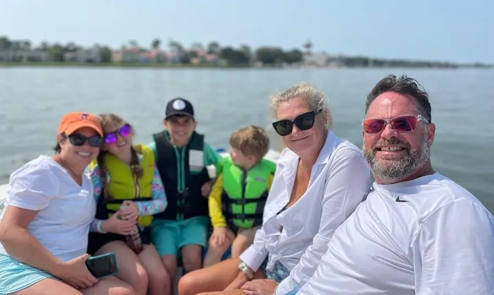 2-Hour Private Hilton Head Dolphin Watching Cruise