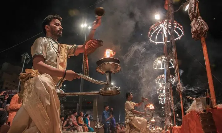 Audio Guided Walking Tour of Banaras Ghats, Varanasi