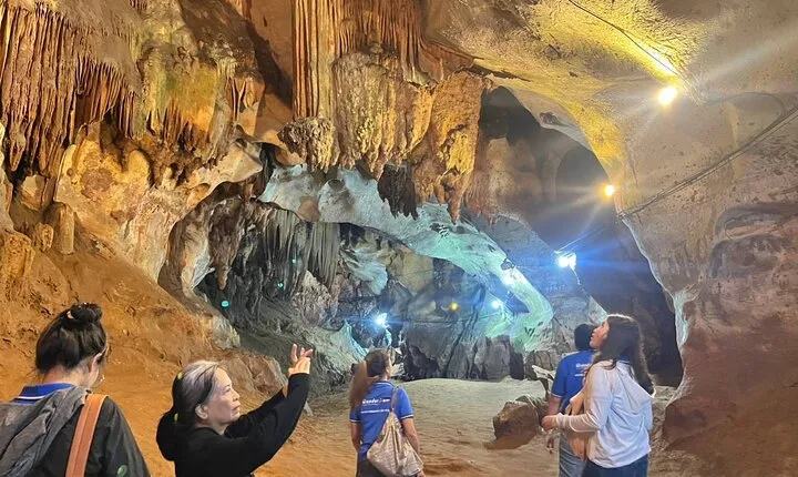 Chiang Dao Cave & 5 Hill Tribe villages