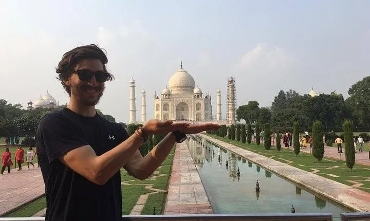 Approved Tour Guide in Agra for Full Day Sightseeing