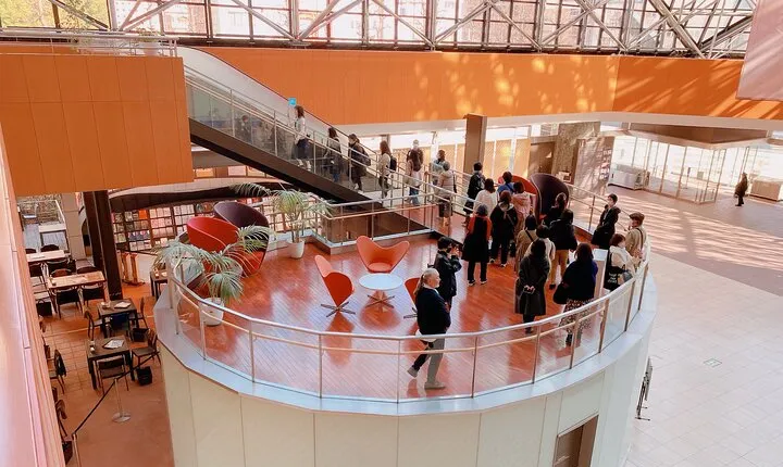 Audio Guided Tour in Tokyo Metropolitan Theatre