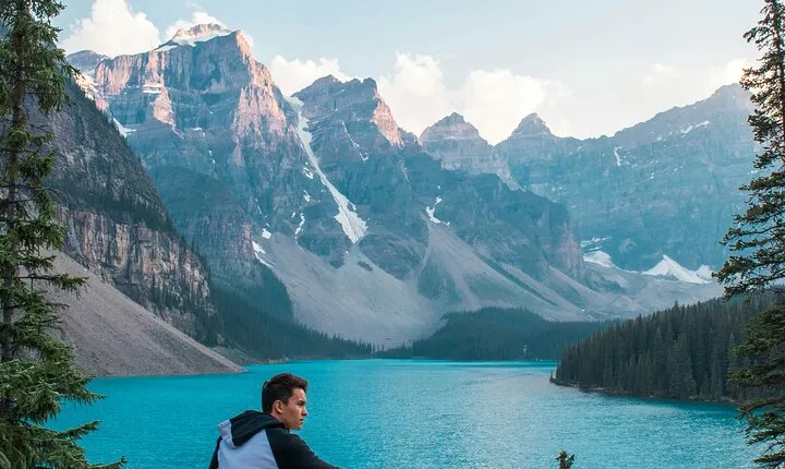 Moraine Lake, Lake Louise & Banff Secrets | Award-Winning Tour
