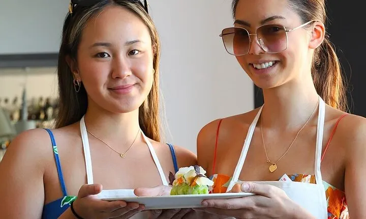 Exclusive Small Group Positano Cooking Class with Prosecco