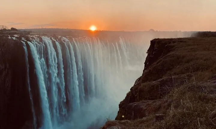 Victoria Falls Private Tour of the Falls