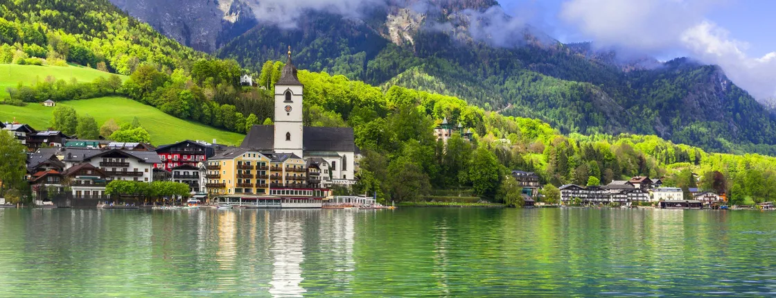 Private half-day trip to the Lake District, St Wolfgang and St Gilgen from Salzburg