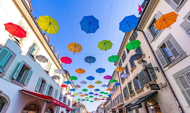 Explore Carouge in 60 minutes with a Local