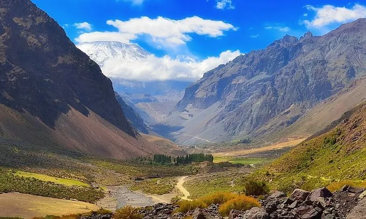 Cajón del Maipo - Embalse El Yeso and Termas de Colina