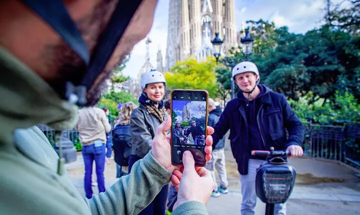 Gran Gaudi - 3H Segway tour