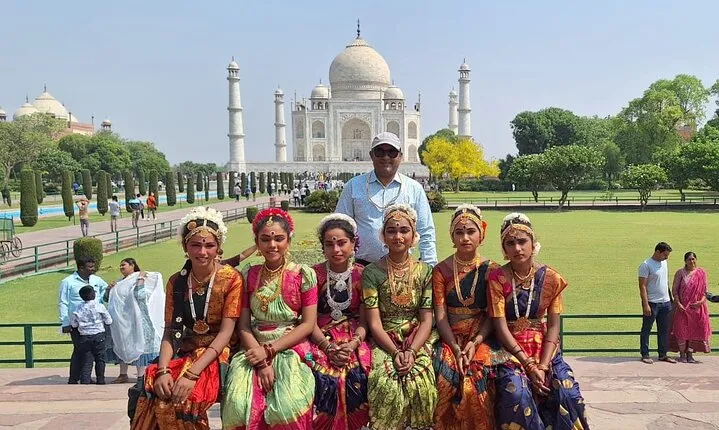  Holy city Varanasi with Golden triangle tour 