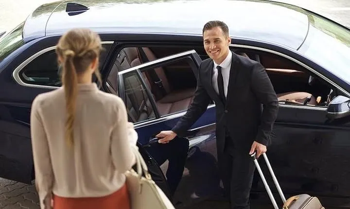 Alhambra Private Tour from Malaga: with transport and skip-the-line-tickets