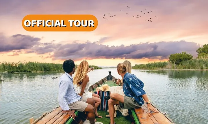 The Original Albufera Tour: Barraca, Boat Ride & Local Guide