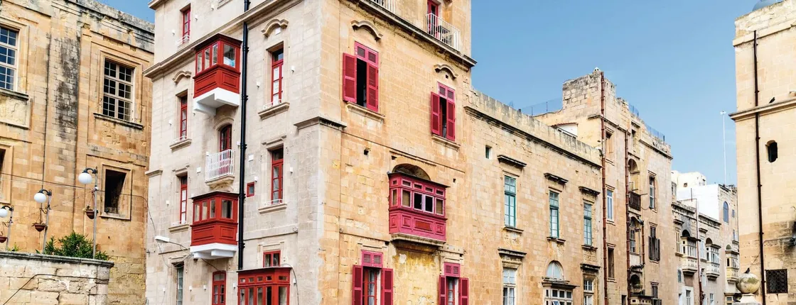 Valletta Walking Tour with Audiovisual Show