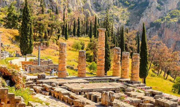  Private Full Day Tour in Delphi