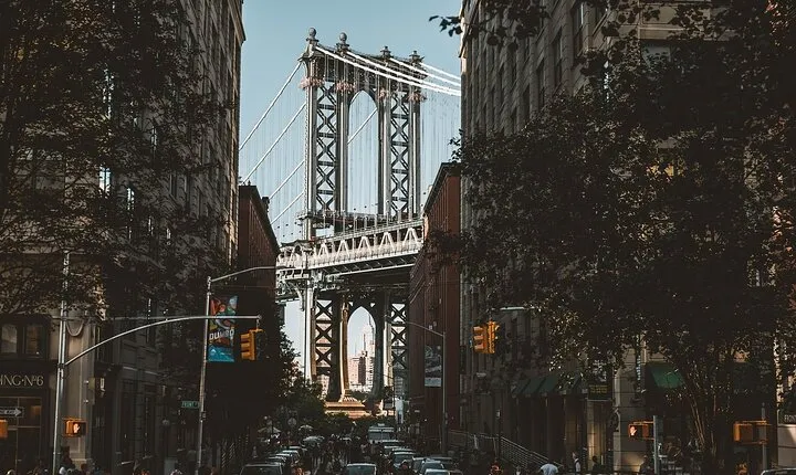 New York Love Story Quest Brooklyn Bridge Self Guided Walk