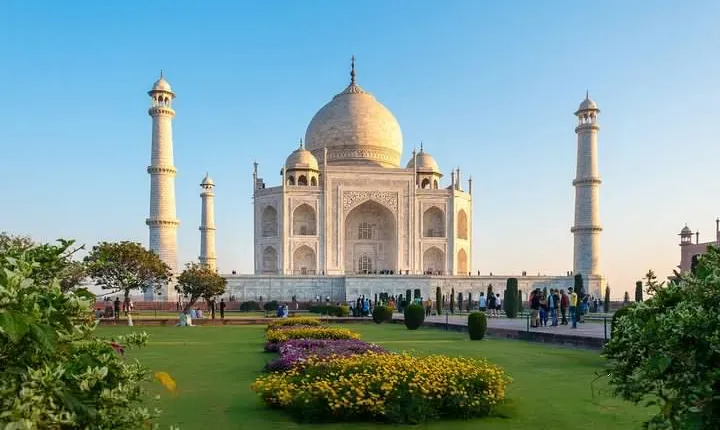 Sunrise Taj Mahal Tour From Delhi