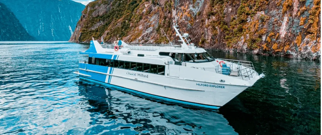 Milford Sound boutique small boat day cruise
