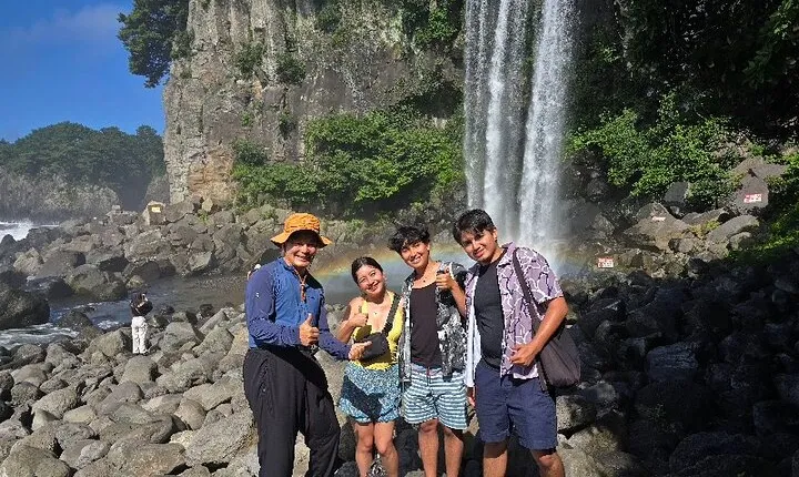 2Days Private Luxury Tour With Experienced Driver in Jeju island