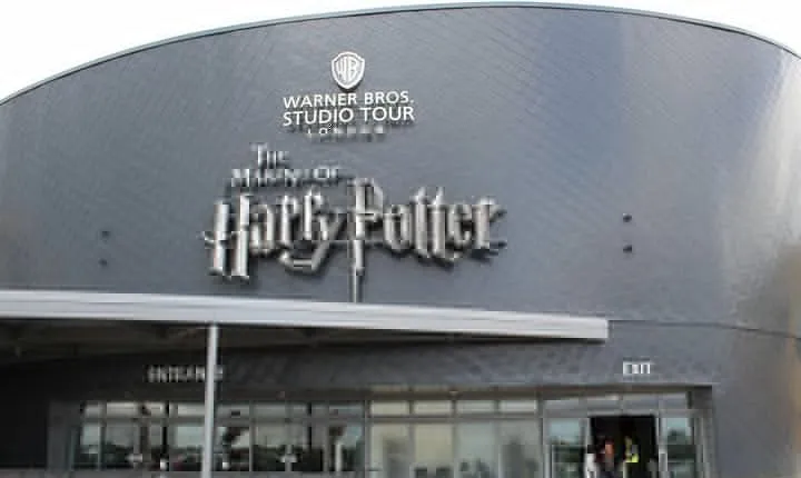 London to Harry Potter Studio Private Round-Trip Transfer