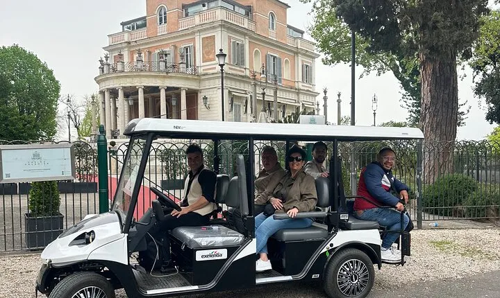 Rome in Golf Car a Private Trip between History and Beauty