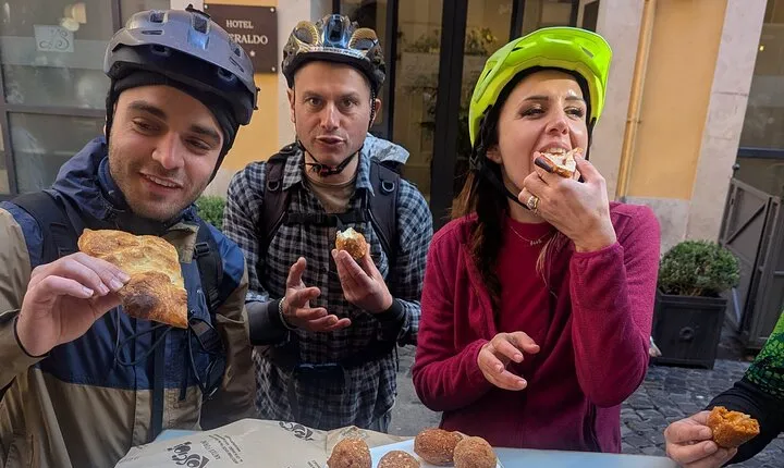 Pedal and taste: Top 5 tasting of Rome by ebike tour