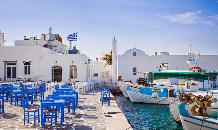 4 Day Private Tour to Paros, Mykonos, Santorini, 