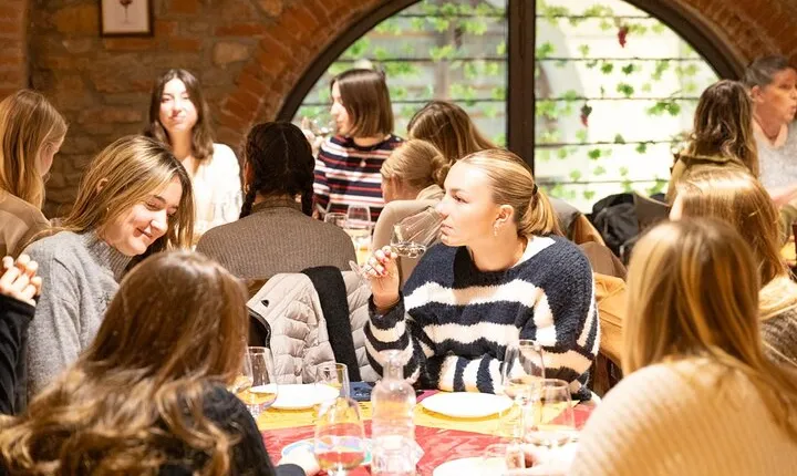 Florence Wine Tasting Experience with Seven Types of Tuscan Wine