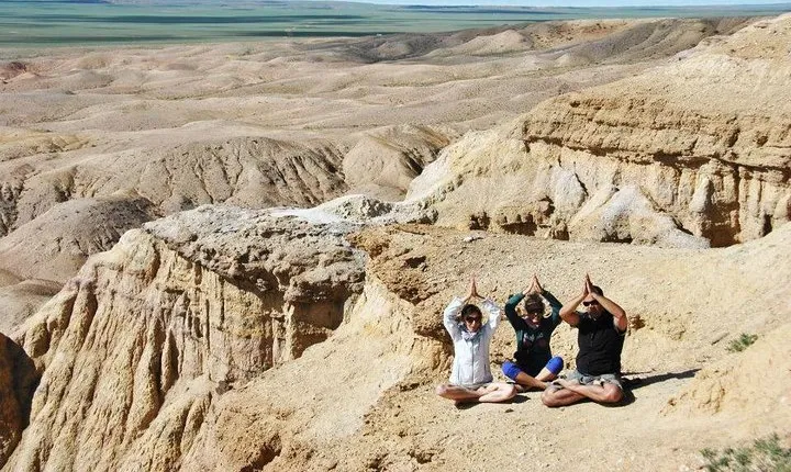 8 Days Naadam Festival and Gobi Desert