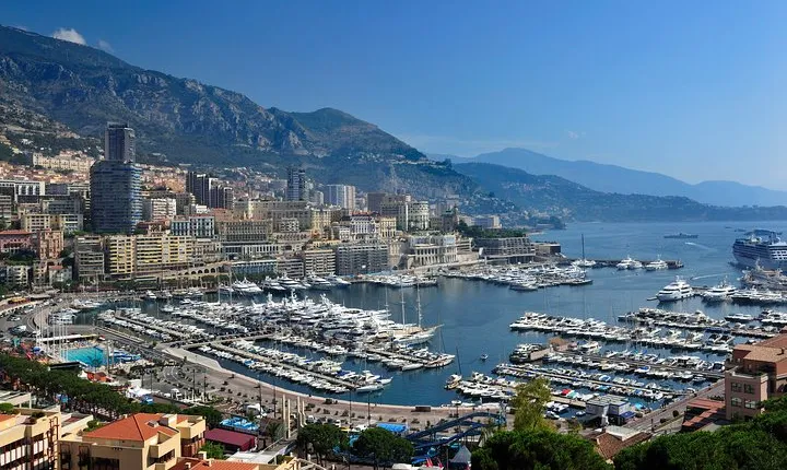 Monaco, Monte-Carlo, Eze, half-day Shared Tour from Villefranche