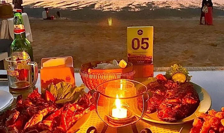 Private Bali Romantic Seafood Dinner in jimbaran Beach