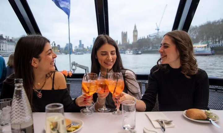 Lunch River Cruise on the Thames with 2-Course Meal
