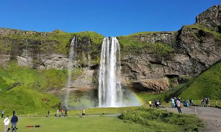 South Coast Private Day Tour - up to 9 passengers