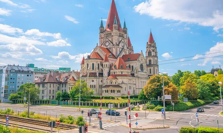 Kid Friendly Vienna City Highlights and Cathedral Tower Tour