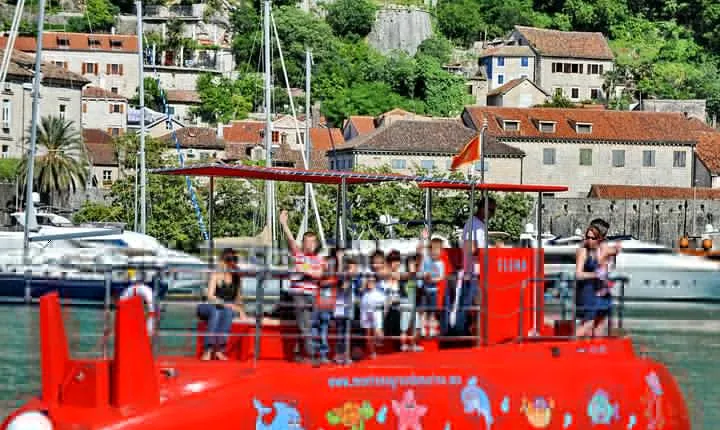 Semi-Submarine: Kotor Bay Panorama & Underwater Experience