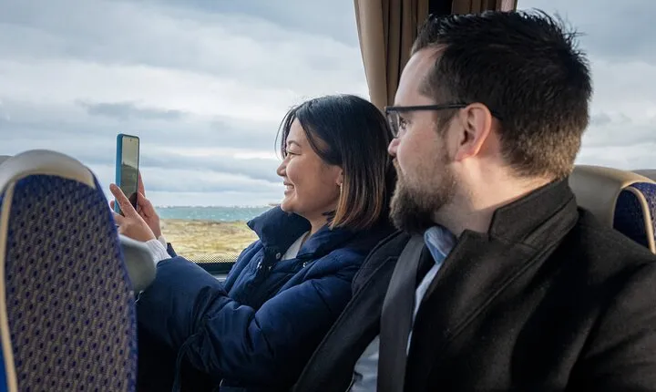 Iceland: Airport Transfers between Keflavík and Reykjavik Center