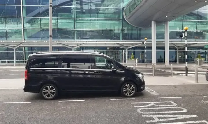 Dublin Airport to Sligo Private Premium Car Service