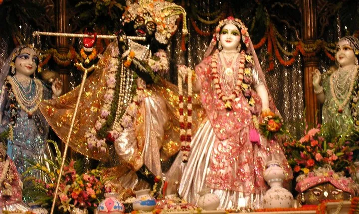 Mathura And Vrindavan From Delhi And Akshardham Temple Delhi