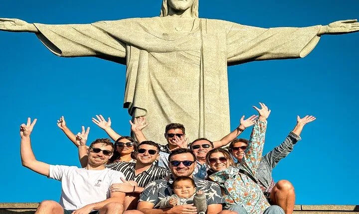 Dona Marta's sunrise, undisturbed Christ the Redeemer and more