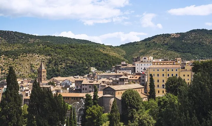 Half day trip to Tivoli with visit to Villa D'Este